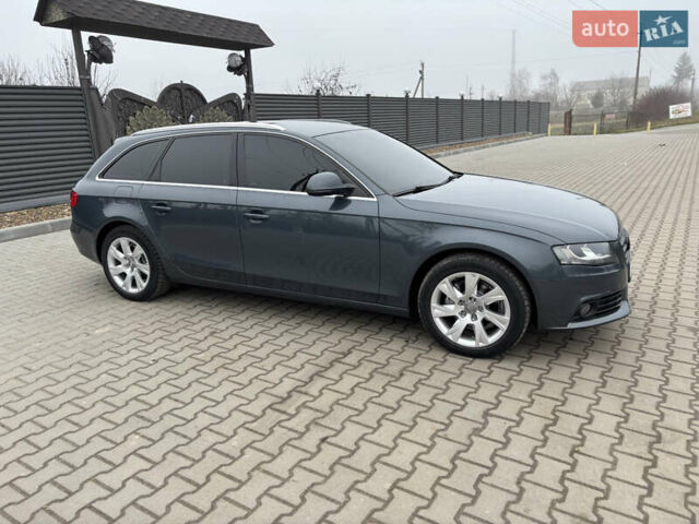 Серый Ауди А4, объемом двигателя 2 л и пробегом 292 тыс. км за 8600 $, фото 5 на Automoto.ua