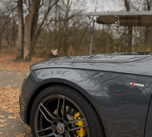 Сірий Ауді А4, об'ємом двигуна 1.8 л та пробігом 311 тис. км за 9300 $, фото 21 на Automoto.ua