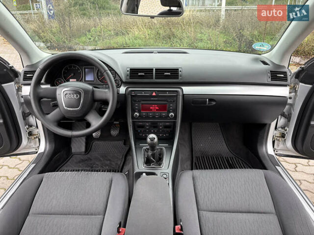 Серый Ауди А4, объемом двигателя 1.6 л и пробегом 196 тыс. км за 6750 $, фото 6 на Automoto.ua