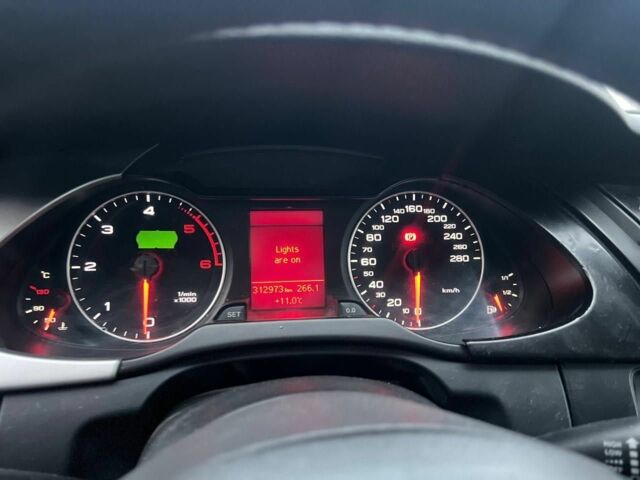 Серый Ауди А4, объемом двигателя 3 л и пробегом 313 тыс. км за 9300 $, фото 11 на Automoto.ua