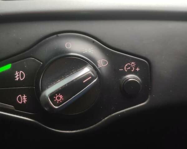 Серый Ауди А4, объемом двигателя 1.97 л и пробегом 370 тыс. км за 9500 $, фото 17 на Automoto.ua