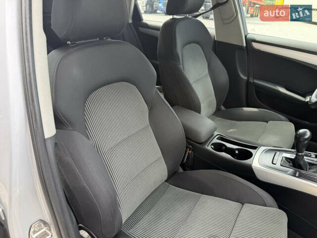 Сірий Ауді А4, об'ємом двигуна 1.8 л та пробігом 263 тис. км за 9100 $, фото 10 на Automoto.ua