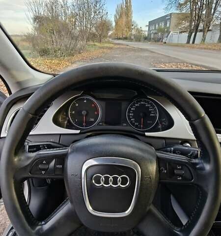 Серый Ауди А4, объемом двигателя 1.97 л и пробегом 365 тыс. км за 9000 $, фото 13 на Automoto.ua