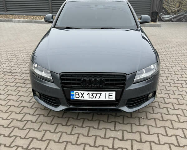 Серый Ауди А4, объемом двигателя 2 л и пробегом 292 тыс. км за 8600 $, фото 2 на Automoto.ua