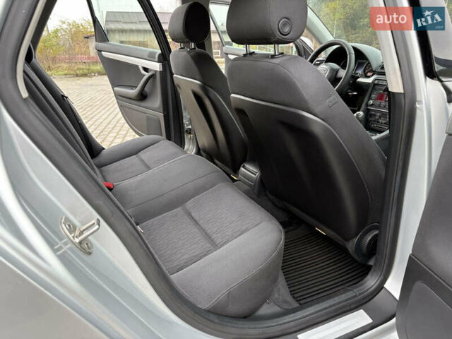 Сірий Ауді А4, об'ємом двигуна 1.6 л та пробігом 198 тис. км за 6950 $, фото 30 на Automoto.ua