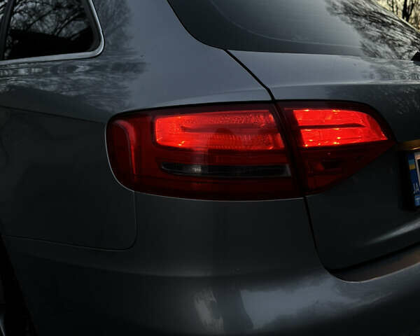 Серый Ауди А4, объемом двигателя 1.97 л и пробегом 367 тыс. км за 8800 $, фото 15 на Automoto.ua