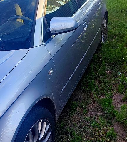 Сірий Ауді А4, об'ємом двигуна 1.6 л та пробігом 0 тис. км за 6000 $, фото 2 на Automoto.ua