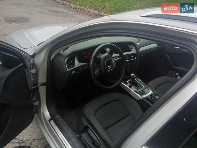 Серый Ауди А4, объемом двигателя 1.8 л и пробегом 275 тыс. км за 6950 $, фото 2 на Automoto.ua