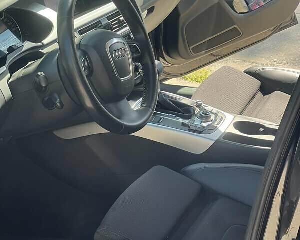 Сірий Ауді А4, об'ємом двигуна 2 л та пробігом 380 тис. км за 10500 $, фото 8 на Automoto.ua