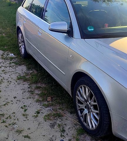 Сірий Ауді А4, об'ємом двигуна 1.6 л та пробігом 0 тис. км за 6000 $, фото 1 на Automoto.ua