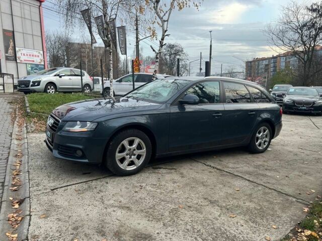 Серый Ауди А4, объемом двигателя 3 л и пробегом 313 тыс. км за 9300 $, фото 3 на Automoto.ua
