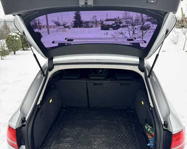 Сірий Ауді А4, об'ємом двигуна 1.97 л та пробігом 328 тис. км за 9500 $, фото 8 на Automoto.ua