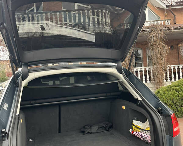 Сірий Ауді А4, об'ємом двигуна 1.8 л та пробігом 168 тис. км за 9199 $, фото 5 на Automoto.ua