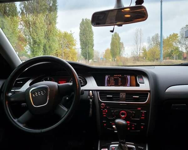 Серый Ауди А4, объемом двигателя 1.97 л и пробегом 305 тыс. км за 8300 $, фото 2 на Automoto.ua