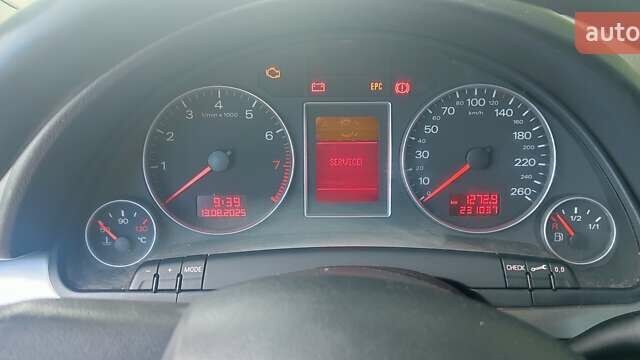 Сірий Ауді А4, об'ємом двигуна 1.6 л та пробігом 242 тис. км за 5900 $, фото 1 на Automoto.ua