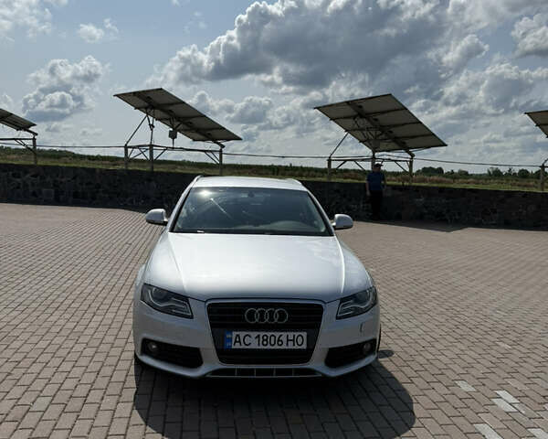 Сірий Ауді А4, об'ємом двигуна 1.8 л та пробігом 263 тис. км за 9100 $, фото 6 на Automoto.ua