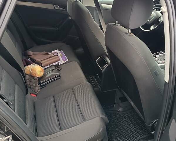 Сірий Ауді А4, об'ємом двигуна 2 л та пробігом 235 тис. км за 9900 $, фото 33 на Automoto.ua