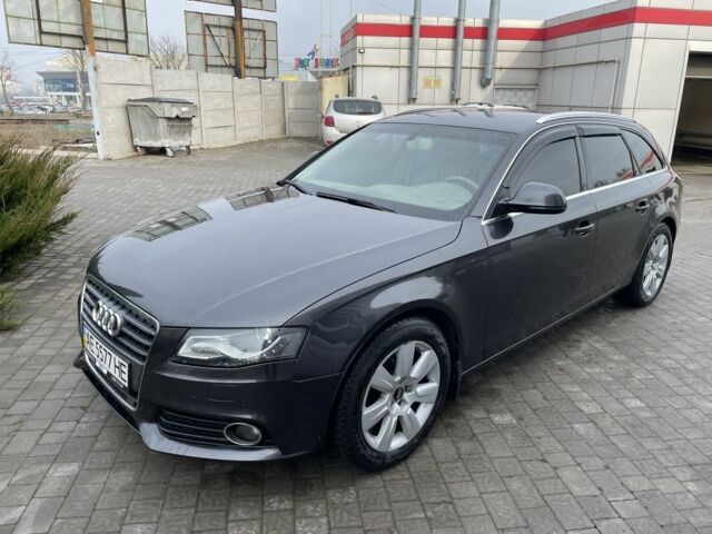Ауди А4 2008 в Кривом Роге на Automoto.ua Серый Ауди А4, объемом двигателя 2 л и пробегом 318 тыс. км за 10500 $, фото 11 на Automoto.ua
