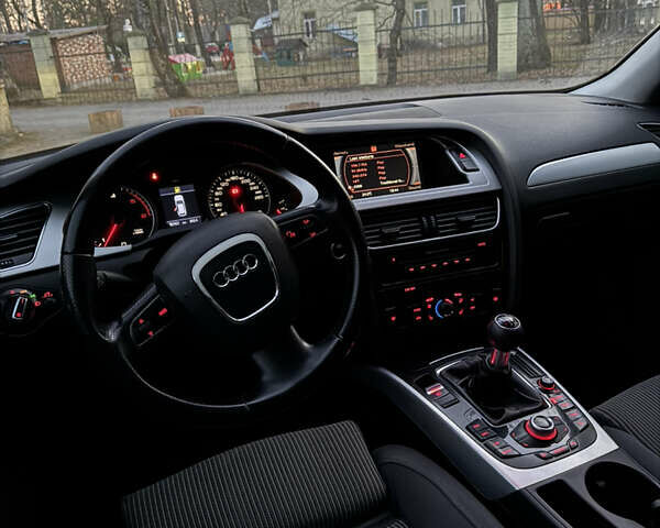 Серый Ауди А4, объемом двигателя 1.97 л и пробегом 367 тыс. км за 8800 $, фото 30 на Automoto.ua