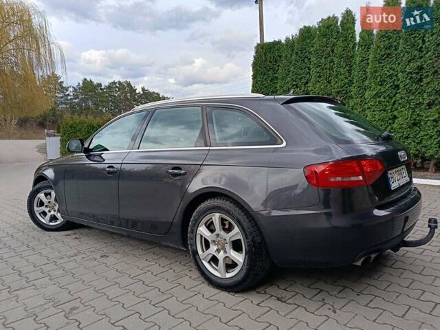 Сірий Ауді А4, об'ємом двигуна 2 л та пробігом 235 тис. км за 9900 $, фото 7 на Automoto.ua