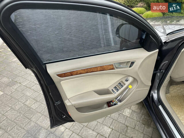 Серый Ауди А4, объемом двигателя 2 л и пробегом 301 тыс. км за 11300 $, фото 12 на Automoto.ua