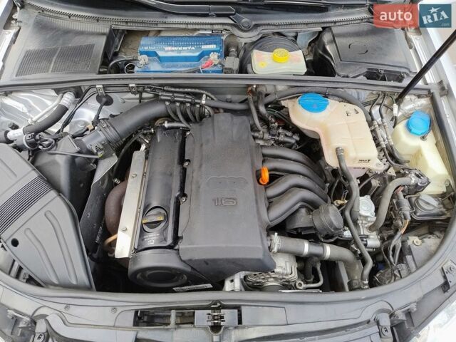Сірий Ауді А4, об'ємом двигуна 1.6 л та пробігом 260 тис. км за 6777 $, фото 11 на Automoto.ua