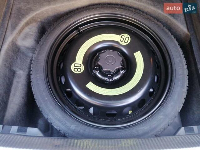 Серый Ауди А4, объемом двигателя 1.8 л и пробегом 213 тыс. км за 8700 $, фото 18 на Automoto.ua