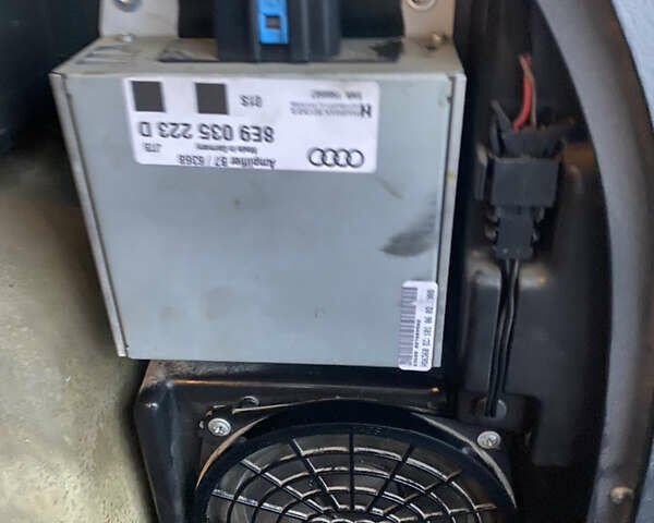 Серый Ауди А4, объемом двигателя 2 л и пробегом 305 тыс. км за 6999 $, фото 39 на Automoto.ua