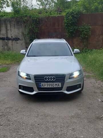 Сірий Ауді А4, об'ємом двигуна 2 л та пробігом 260 тис. км за 7800 $, фото 3 на Automoto.ua