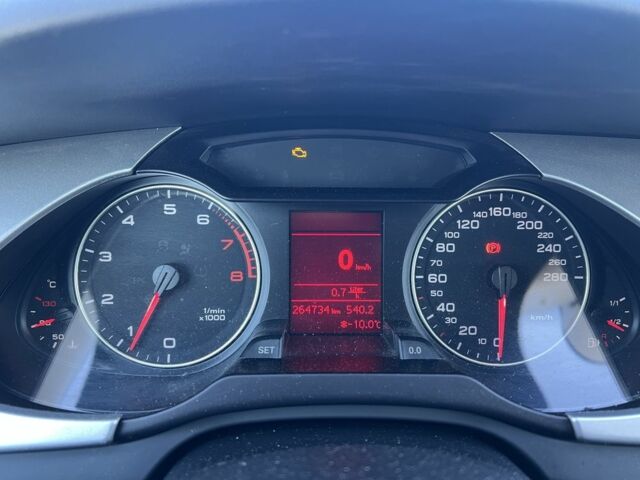 Сірий Ауді А4, об'ємом двигуна 1.8 л та пробігом 260 тис. км за 8500 $, фото 15 на Automoto.ua