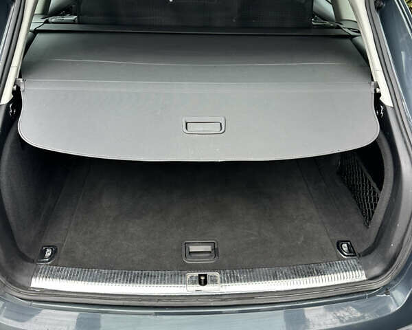 Сірий Ауді А4, об'ємом двигуна 1.8 л та пробігом 205 тис. км за 8990 $, фото 26 на Automoto.ua