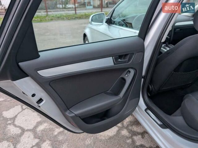 Сірий Ауді А4, об'ємом двигуна 2 л та пробігом 260 тис. км за 9250 $, фото 36 на Automoto.ua