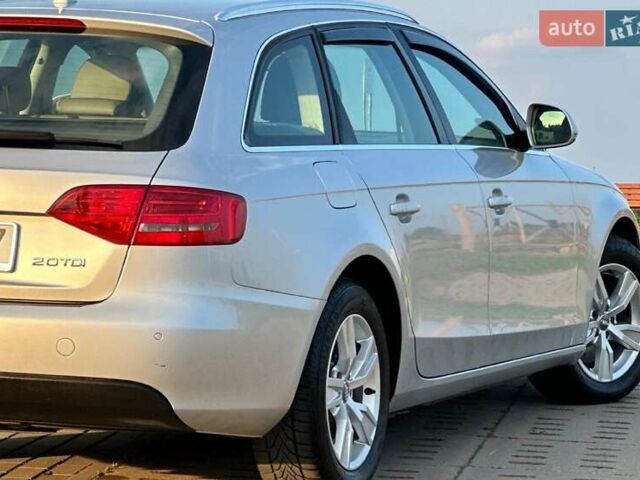 Серый Ауди А4, объемом двигателя 2 л и пробегом 221 тыс. км за 3960 $, фото 6 на Automoto.ua