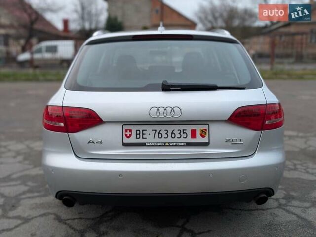 Сірий Ауді А4, об'ємом двигуна 2 л та пробігом 260 тис. км за 9250 $, фото 10 на Automoto.ua