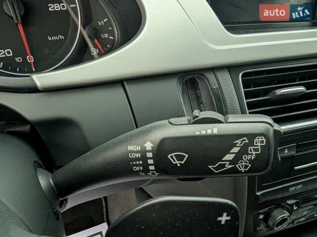 Сірий Ауді А4, об'ємом двигуна 2 л та пробігом 260 тис. км за 9250 $, фото 31 на Automoto.ua