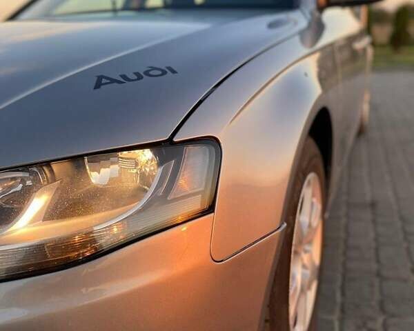 Серый Ауди А4, объемом двигателя 1.8 л и пробегом 204 тыс. км за 8100 $, фото 9 на Automoto.ua