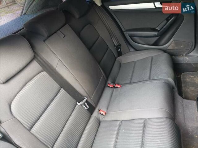 Сірий Ауді А4, об'ємом двигуна 1.8 л та пробігом 185 тис. км за 7700 $, фото 10 на Automoto.ua