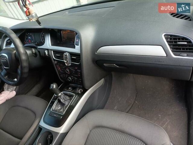 Сірий Ауді А4, об'ємом двигуна 1.8 л та пробігом 185 тис. км за 7700 $, фото 12 на Automoto.ua