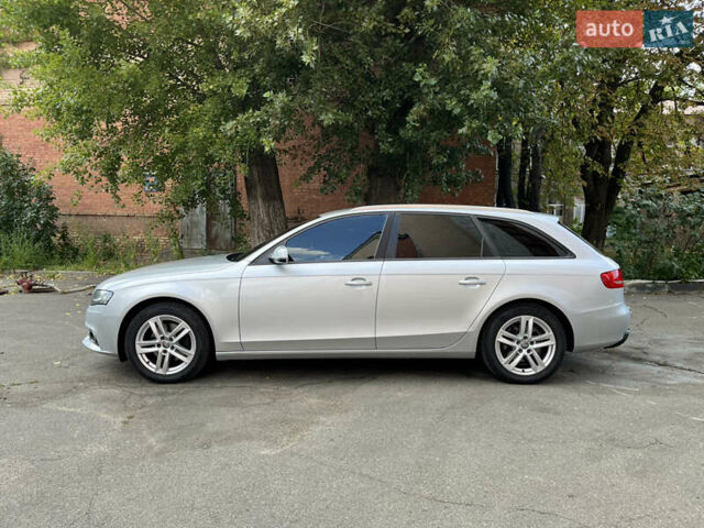 Серый Ауди А4, объемом двигателя 2 л и пробегом 347 тыс. км за 9000 $, фото 2 на Automoto.ua