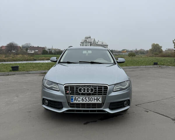 Серый Ауди А4, объемом двигателя 1.97 л и пробегом 333 тыс. км за 10000 $, фото 1 на Automoto.ua