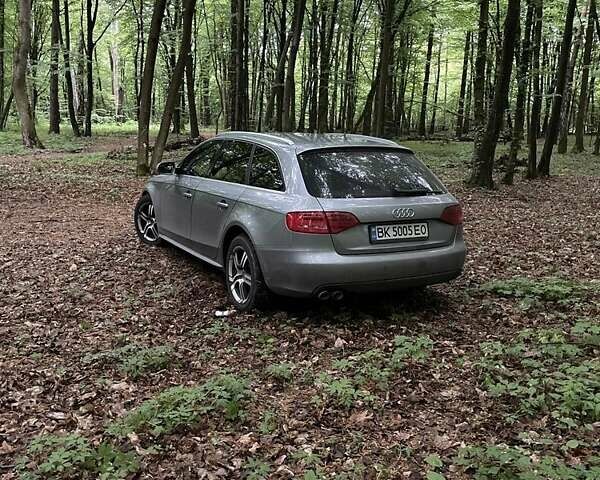 Сірий Ауді А4, об'ємом двигуна 2 л та пробігом 370 тис. км за 10200 $, фото 4 на Automoto.ua