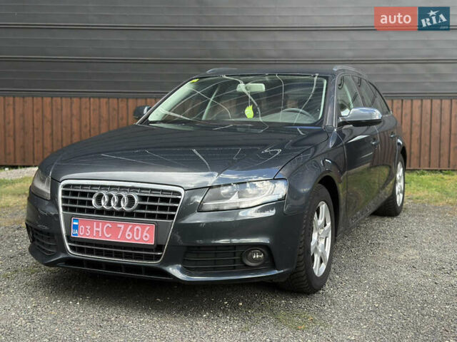 Серый Ауди А4, объемом двигателя 2 л и пробегом 246 тыс. км за 9199 $, фото 1 на Automoto.ua