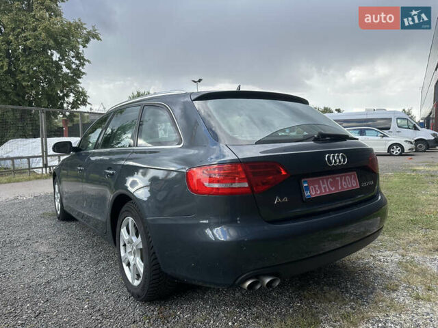 Серый Ауди А4, объемом двигателя 2 л и пробегом 246 тыс. км за 9199 $, фото 6 на Automoto.ua