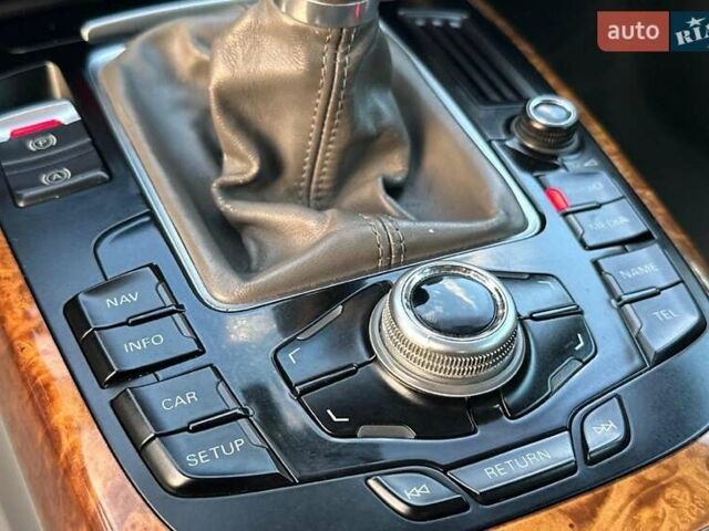 Серый Ауди А4, объемом двигателя 2 л и пробегом 221 тыс. км за 3960 $, фото 12 на Automoto.ua