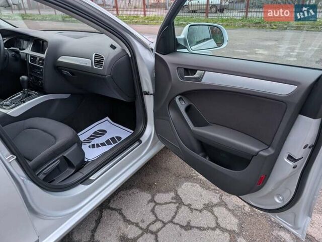 Сірий Ауді А4, об'ємом двигуна 2 л та пробігом 260 тис. км за 9250 $, фото 39 на Automoto.ua