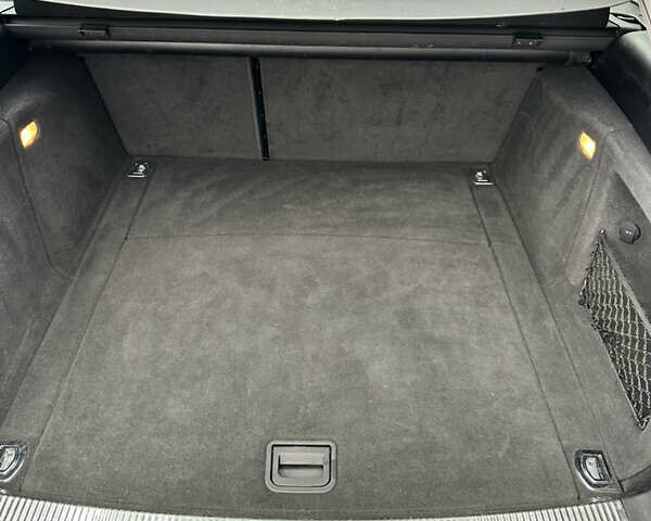 Сірий Ауді А4, об'ємом двигуна 1.8 л та пробігом 205 тис. км за 8990 $, фото 25 на Automoto.ua