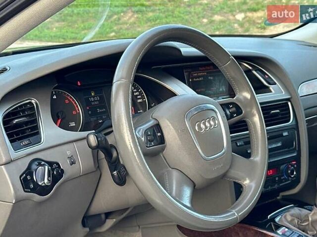 Серый Ауди А4, объемом двигателя 2 л и пробегом 221 тыс. км за 3960 $, фото 7 на Automoto.ua