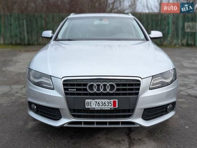 Сірий Ауді А4, об'ємом двигуна 2 л та пробігом 260 тис. км за 9250 $, фото 3 на Automoto.ua