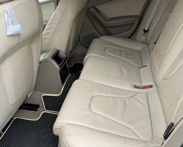 Серый Ауди А4, объемом двигателя 1.97 л и пробегом 333 тыс. км за 10000 $, фото 19 на Automoto.ua