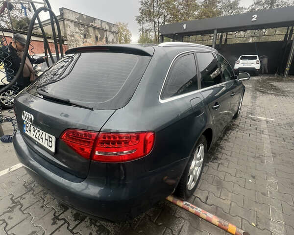 Ауді А4 2009 у Одесі на Automoto.ua Сірий Ауді А4, об'ємом двигуна 1.8 л та пробігом 229 тис. км за 8700 $, фото 11 на Automoto.ua
